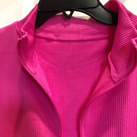 OQQ - 🎉HP🎉 NWT 2-Piece BodyCon Ribbed Zip-Front Short Sleeve Minis/Rose/Cream - Picture 7 of 16